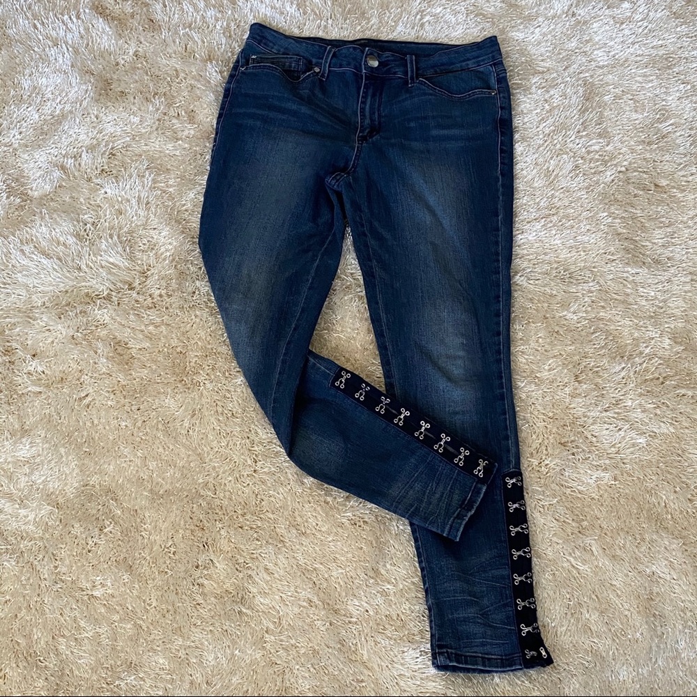 Seven7 ankle clasp detailed skinny